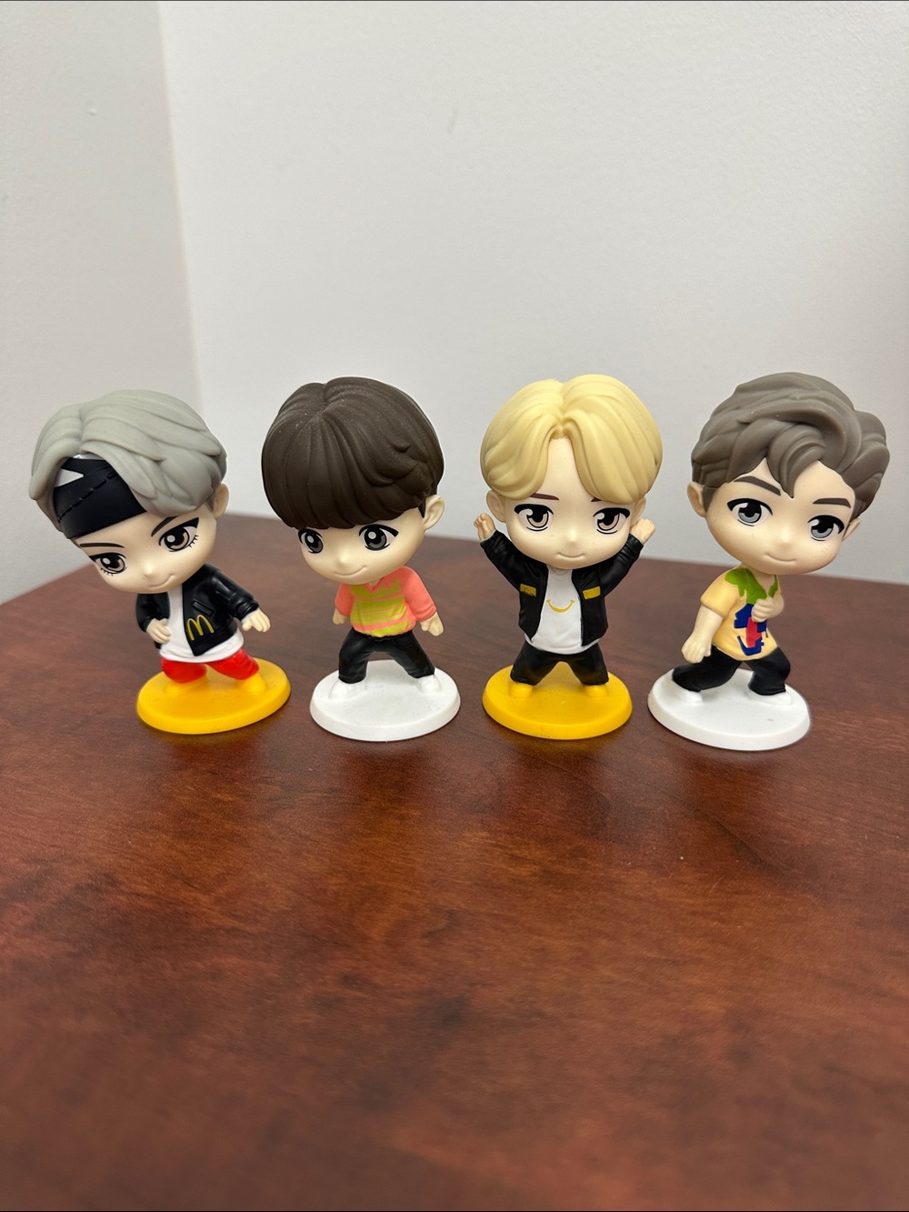 4 McDonalds Tiny Tan figurines
